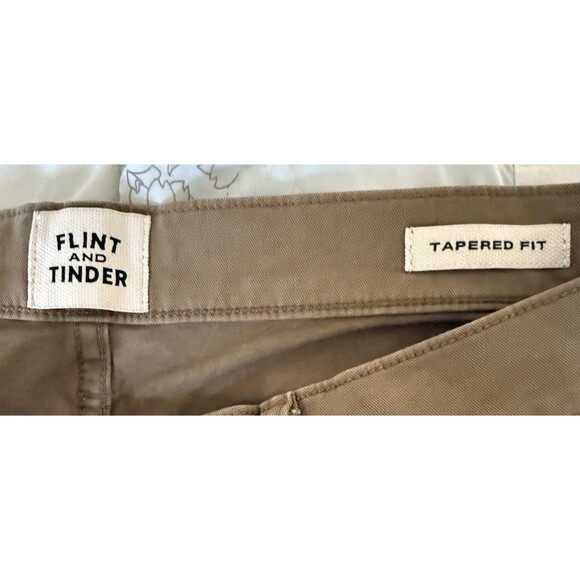 Flint and Tinder 365 Slim Fit Brown Pants 5 Pockets Men’s Size 33 x 30 - Picture 6 of 9